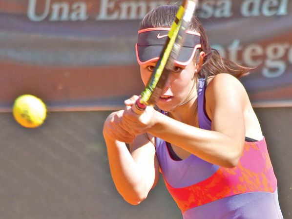 FRANCE ANTEZANA, EN EL ENCUENTRO FINAL DEL TORNEO NACIONAL G1, EN LA PAZ.
