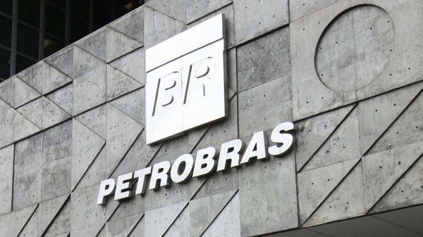 El caso de la corrupción en Petrobras salpica a muchas figuras de la política brasileña