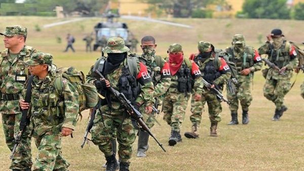 Los terroristas del ELN se movilizan para copar los territorios abandonados por las FARC