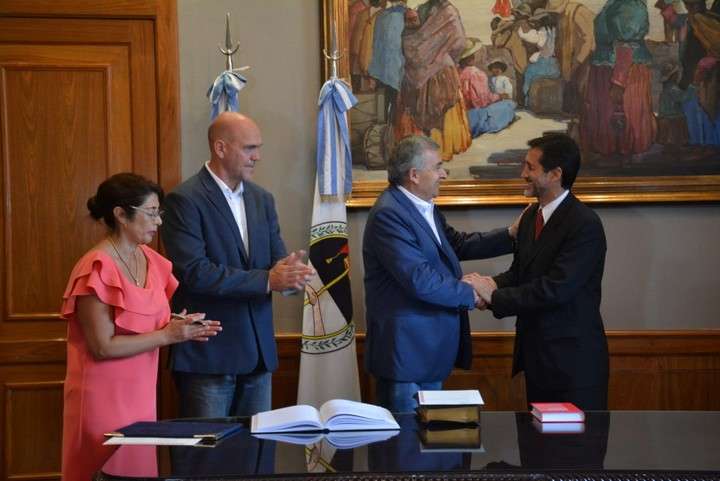 Confirman que Milagro Sala se provocó una herida en el abdomen con una tijera Confirman que Milagro Sala se provocó una herida en el abdomen con una tijera