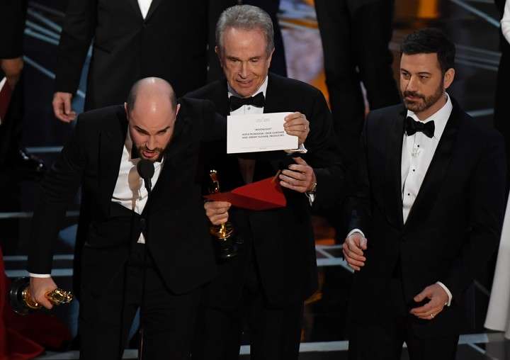 Oscar 2017: la verdad de lo que sucedió con el sobre de Mejor Película