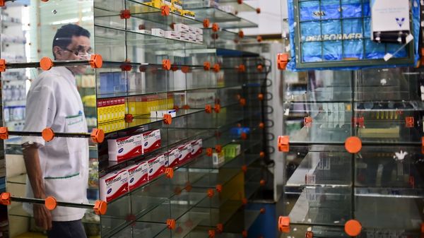 Las farmacias están desabastecidas (AFP)