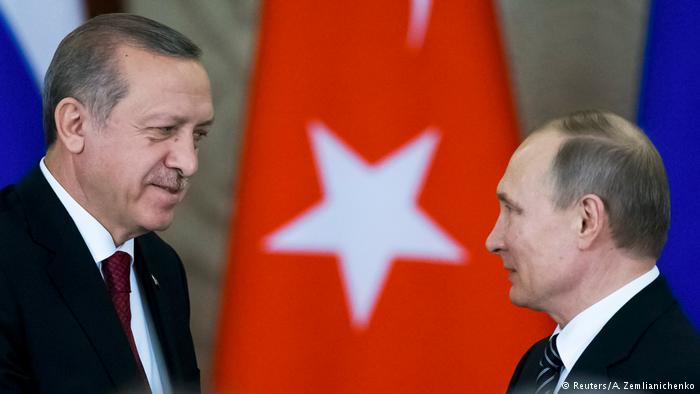 Russland Moskau - Präsident Putin und Erdogan bei Pressekonferenz (Reuters/A. Zemlianichenko)