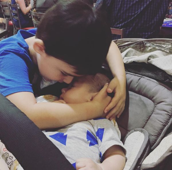 Pese a que Blanksby agradece tener a su hijo junto a ella todos los días, a veces no puede con el dolor que causa la anticipación de su muerte (Instagram)