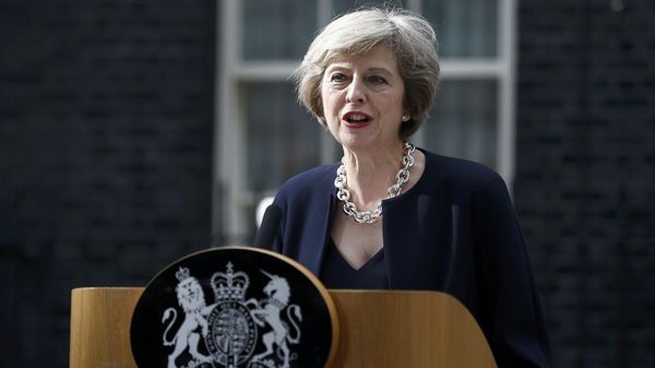 Theresa May esperará a fin de mes para aplicar el Brexit (Reuters)