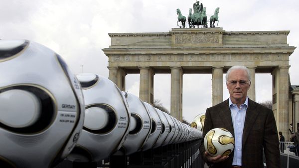 Franz Beckenbauer es investigado por fraude y blanqueo de capitales (Reuters)