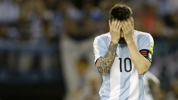 Lionel Messi fue suspendido por cuatro partidos de Eliminatorias (AP)