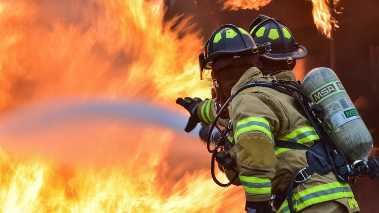 Se incendia en el momento de aterrizaje un avión de pasajeros en Perú (FOTO, VIDEO)