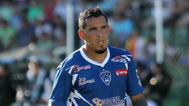El delantero del Toro warneño puede volver a ser tomado en cuenta por el DT Azkargorta. Foto: Jorge Uechi %image_alt%