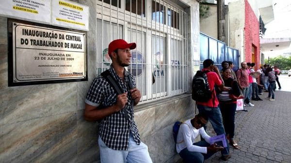 El desempleo y la recesión preocupan a Brasil