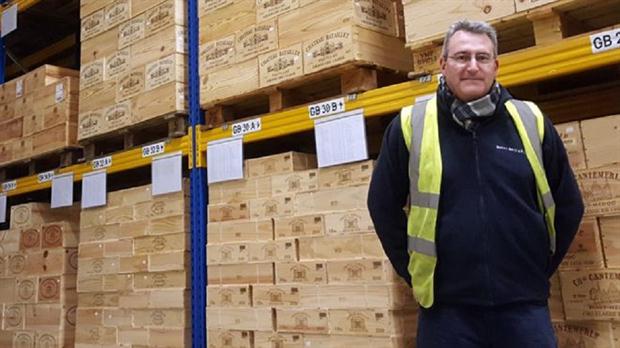 Philip Moulin es el detective principal de vinos en la firma británica Berry Brothers & Rudd