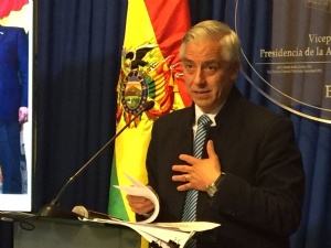 Vicepresidente califica unidad opositora como “juntucha política” y reta a un debate