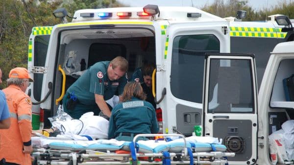 Los paramédicos de Esperance intentaron salvarle la vida. Murió minutos después en el hospital local (The Sydney Morning Herald)