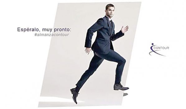 BRUNO ROJAS, EN SU PEQUEÑA FACETA COMO MODELO DE ROPA. ALMANZA