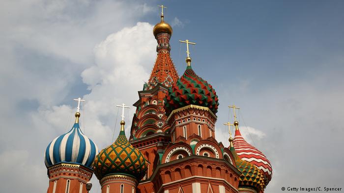 Russland Kreml Basilius-Kathedrale in Moskau (Getty Images/C. Spencer)