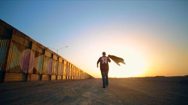 El muro era una cerca de malla hasta que en la década de 1990 Calexico se convirtió en un punto de entrada alternativo a San Diego, que se hizo más difícil.