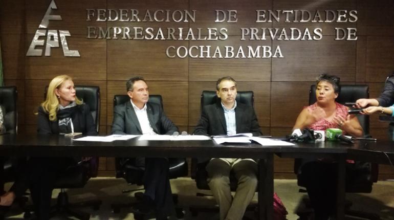 Empresarios privados en conferencia de prensa. | Los Tiempos Digital