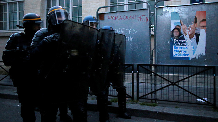 Francia: Se registran enfrentamientos en París entre manifestantes y la Policía