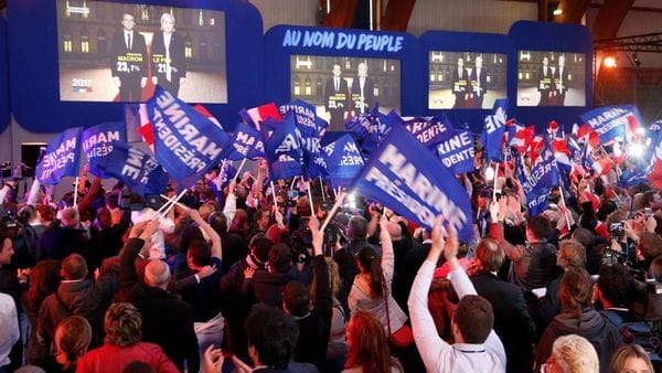 A pesar de la derrota, Marine Le Pen logró un resultado histórico para el Frente Nacional (REUTERS)
