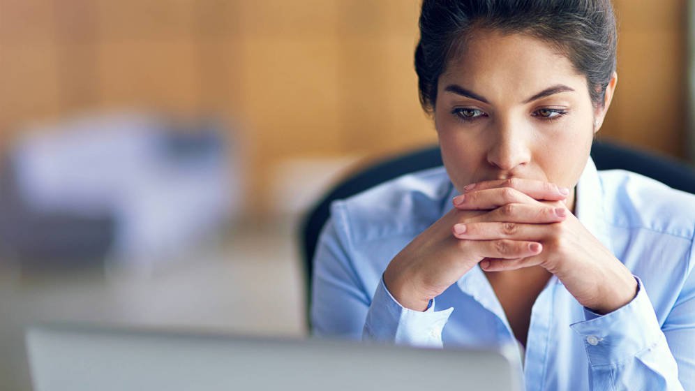 Foto: Su superior la quiso utilizar para cerrar un negocio. (iStock)