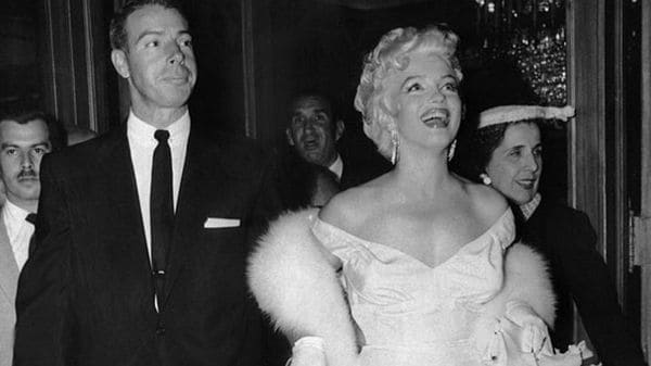 Marilyn Monroe y Joe Di Maggio se casaron en 1962 y se separaron a los nueve meses. Pero él nunca dejó de cuidarla