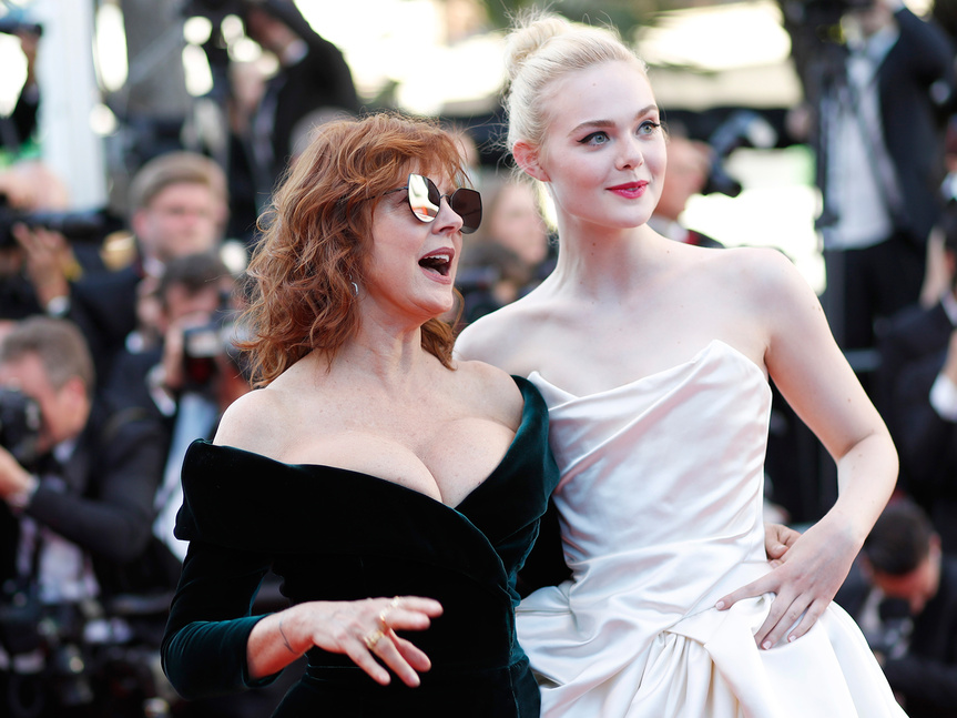 Susan Sarandon con Elle Fanning en Cannes.