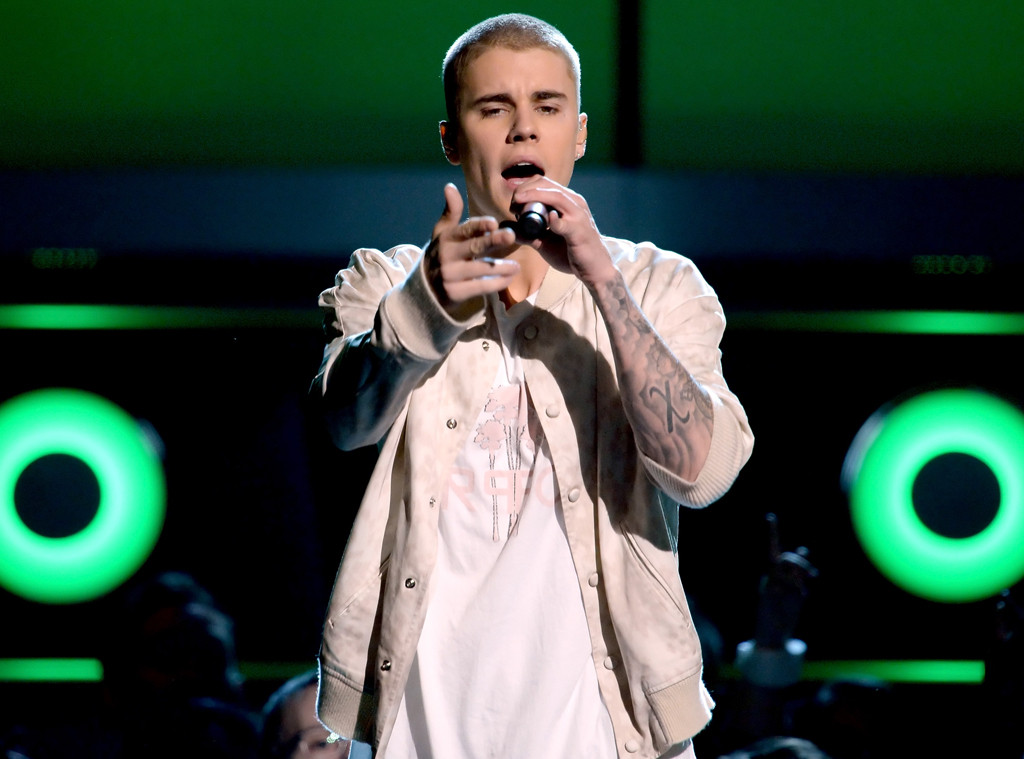 Justin Bieber, 2016 Billboard Music Awards, Show