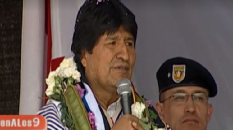 Evo-Morales--y-lamento-boliviano