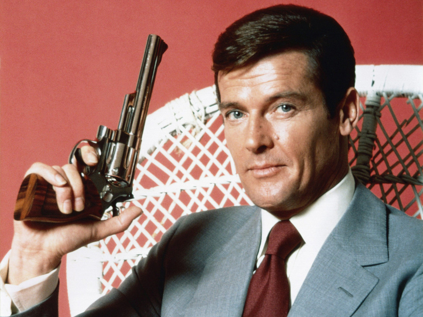 Roger Moore en una imagen promociona de 