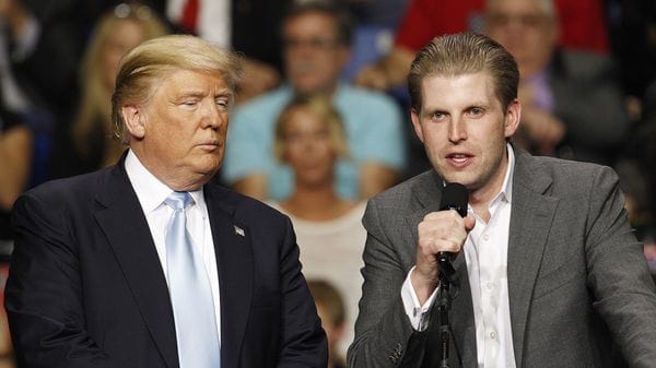 Donald y Eric Trump (Reuters)