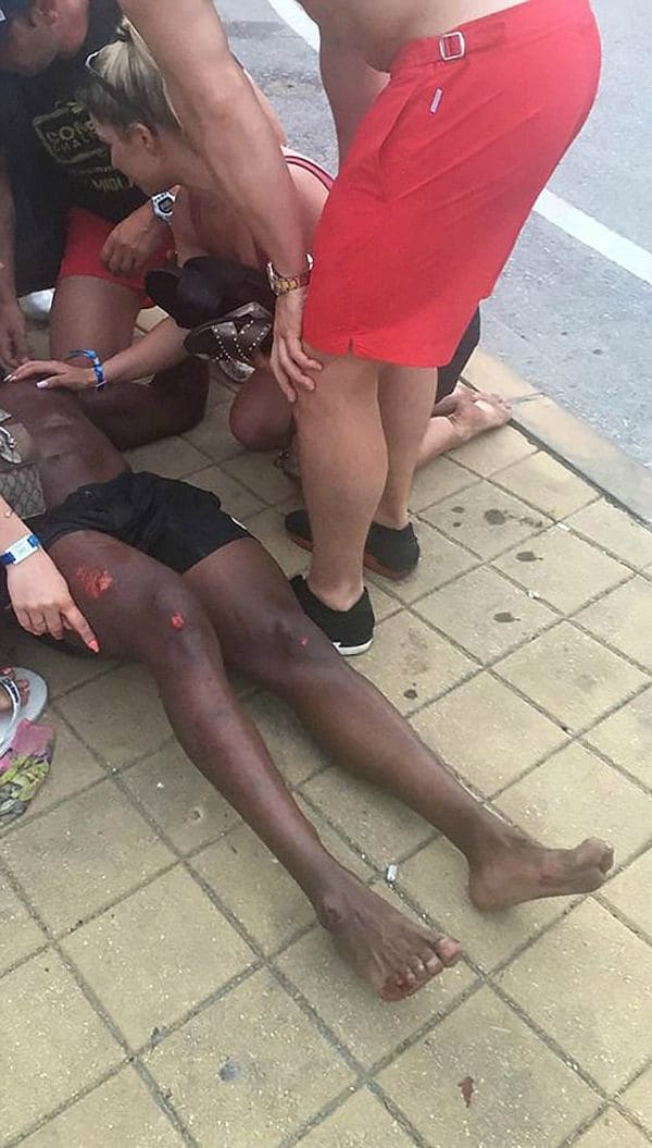 En total ocho personas fueron heridas por el conductor y su acompañante, que también sufrieron lesiones (solarpix.com)