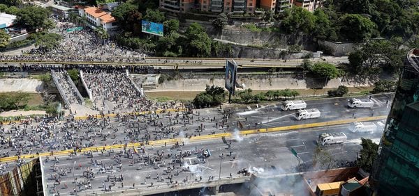 Capriles convocó a una marcha este martes hacia el Ministerio de Interior y Justicia (Reuters)
