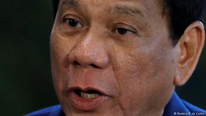 Philippinen Mindestens 46 Tote bei Kämpfen | Rodrigo Duterte (Reuters/E. de Castro)