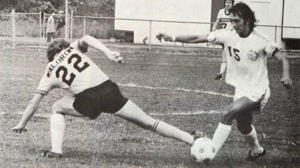 Su habilidad con la pelota le permitieron lograr una beca en la Universidad de Pennsylvania