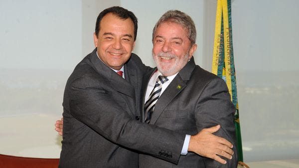 Sergio Cabral junto a Lula da Silva (AFP)