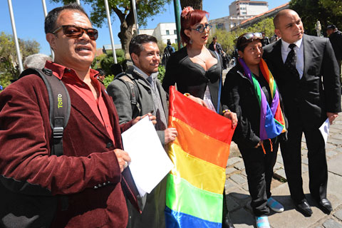 Resultado de imagen de colectivo LGBT EN BOLIVIA