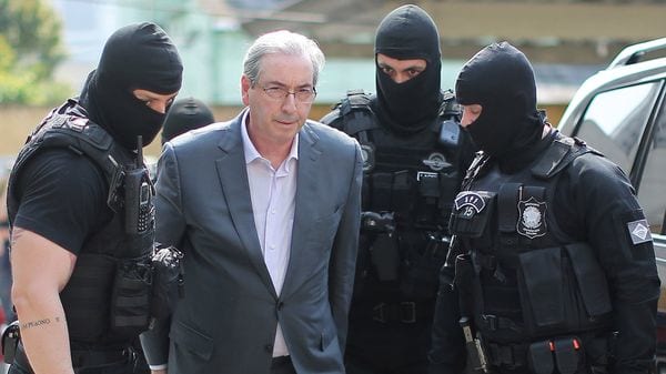 Eduardo Cunha, al ser detenido (AFP)