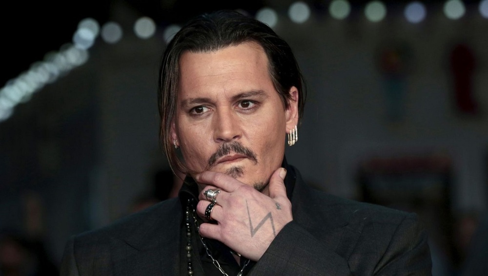 Resultado de imagen de Johnny Depp asesinar a donald trump