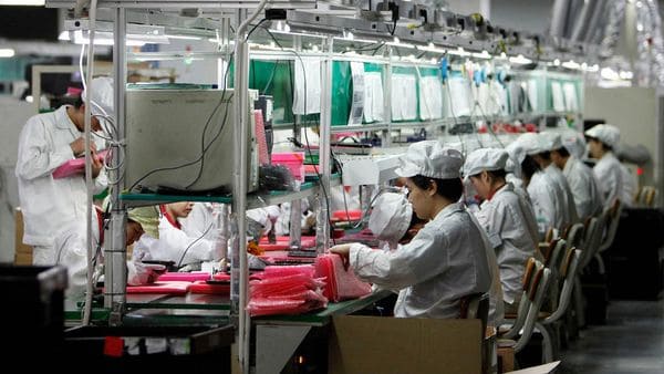 La fábrica de Foxconn en Longhua, en los suburbios de Shenzhen, es la principal ensambladora del iPhone