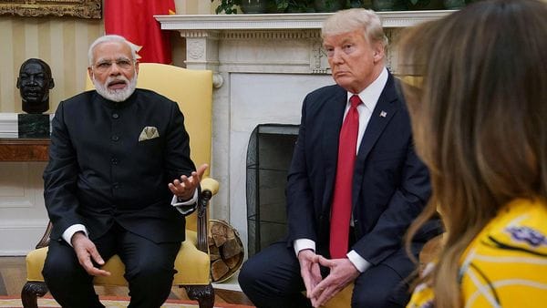 Trump mantuvo un encuentro privado con Modri (AFP)