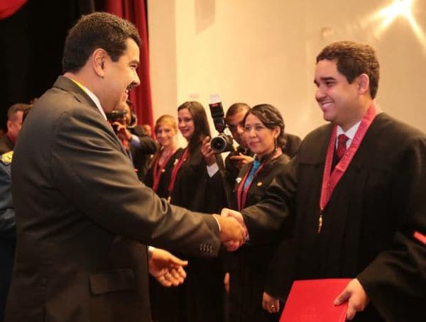 Nicolás Maduro y su hijo