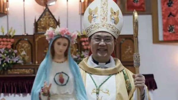 El arzobispo Pietro Shao Zhumin