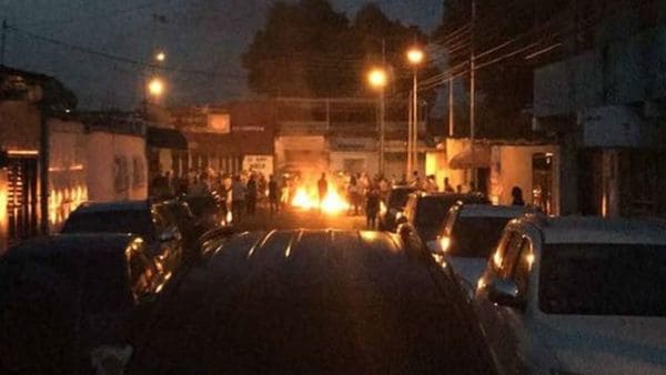 Un momento de los disturbios en Maracay