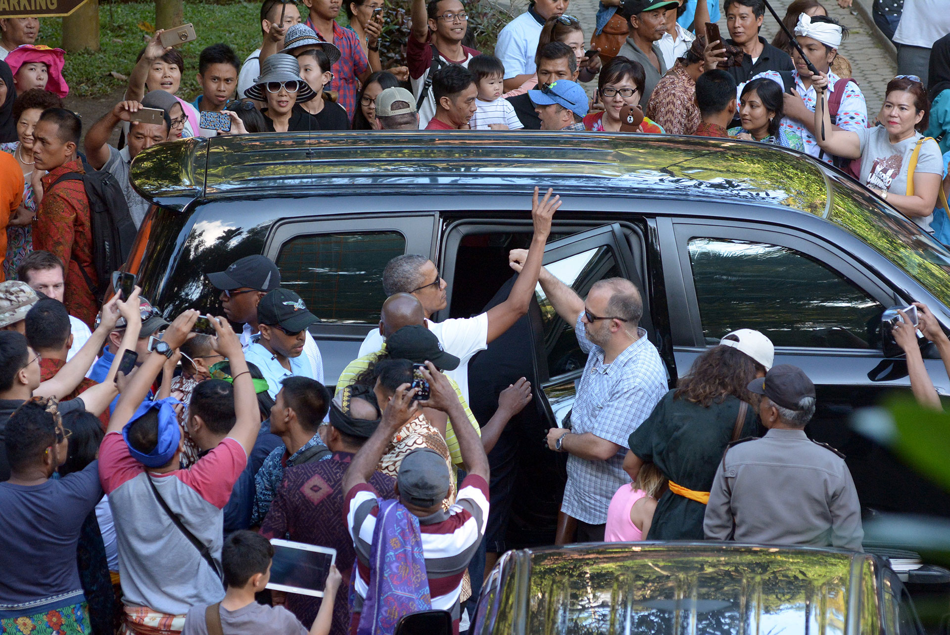 Obama es muy popular en el país con mayor población musulmana del mundo (AP)