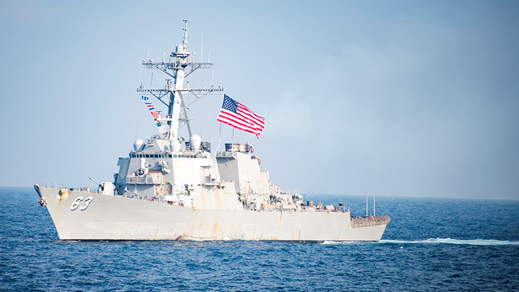 China envía destructores y cazas para advertir a un buque de EE.UU. en las aguas en disputa