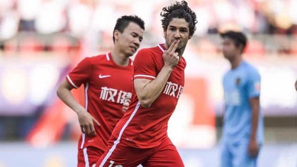 En los últimos años la Superliga China ha comprado jugadores por un precio mucho mayor al que realmente valen. Uno de los casos es el del brasileño Alexandre Pato