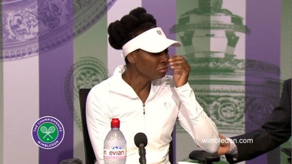 Venus Williams, actualmente en Wimbledon, lloró cuando los periodístas le preguntaron por el accidente