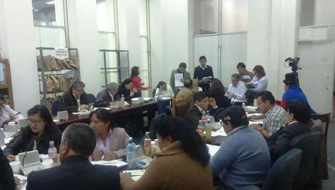 La Comisión Mixta de Justicia Plural, durante la evaluación de méritos de postulantes al Tribunal Agroambiental y Consejo de la Magistratura. Foto: Senado Bolivia