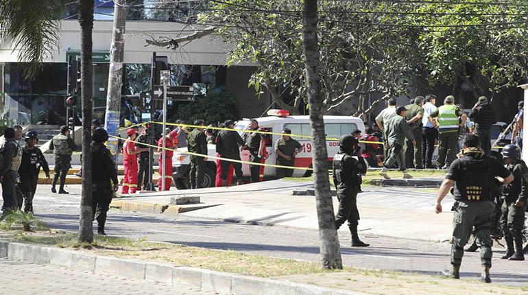 Imágenes del atraco frustrado en la joyería EuroChronos. | Foto archivo | APG