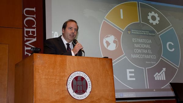 El experto argentino en narcotráfico y graduado del centro George C. Marshall de estudios sobre seguridad, Martín Verrier (Nicolas Stulberg)